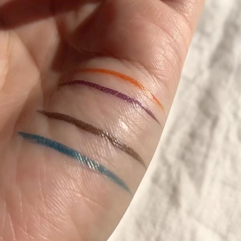 kalumea ラメアイライナー/kalumea/リキッドアイライナーの動画クチコミ1つ目