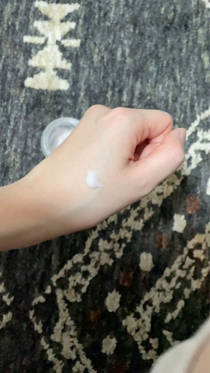 ローズウォーター スリーピングマスク/FEMMUE/フェイスクリームを使ったクチコミ(2枚目)