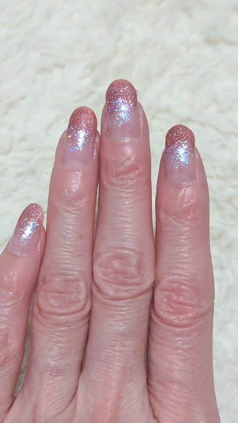 ネイルマイン/デュカート/マニキュアの動画クチコミ1つ目