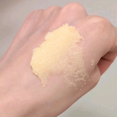 Q+Me スウィートボムタラソスクラブレモンティーの香り/AGARISM/バストケア・ヒップケアを使ったクチコミ（3枚目）