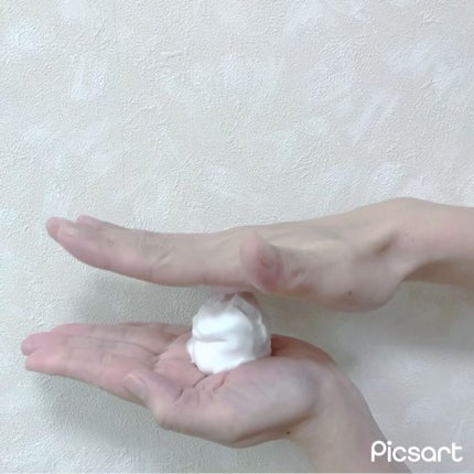 レーヌブランシュ イルミネイティングクレンジングフォーム/L'OCCITANE/洗顔フォームを使ったクチコミ(3枚目)