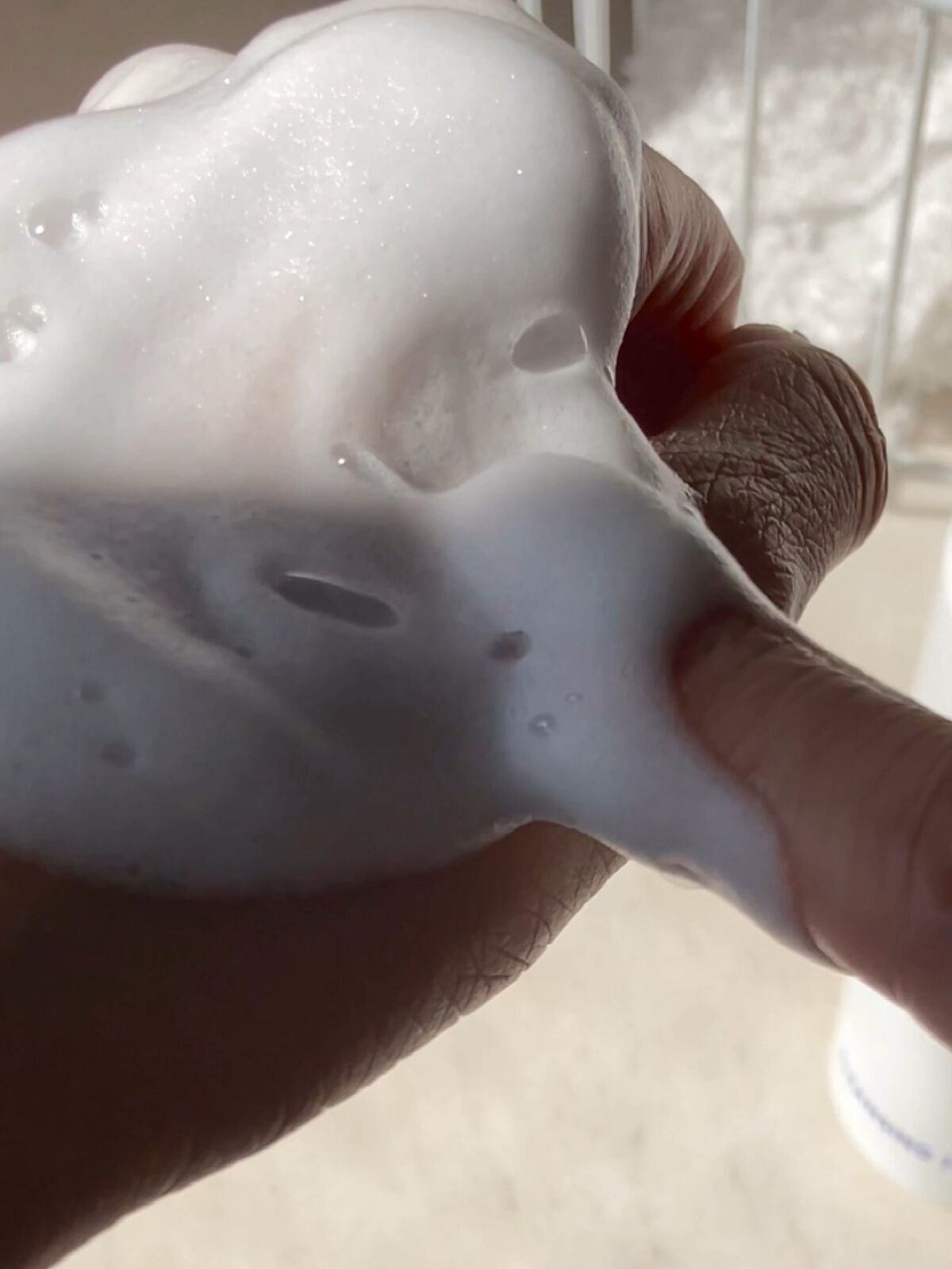 クレンジングフォーム/ナビジョンDR/洗顔フォームの動画クチコミ1つ目