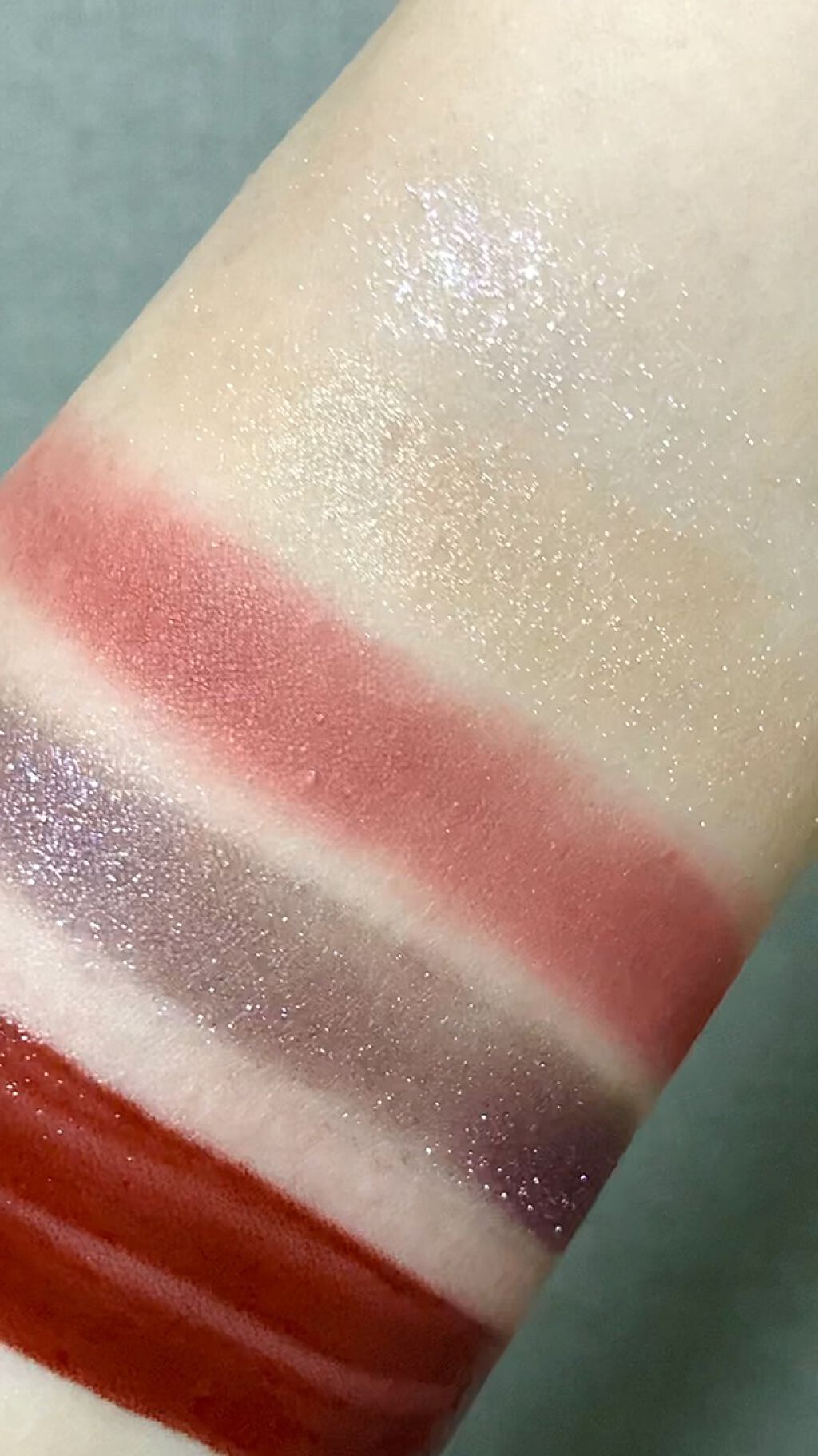 ホリデー メイクアップ キット A/B/SUQQU/メイクアップキットの人気ショート動画