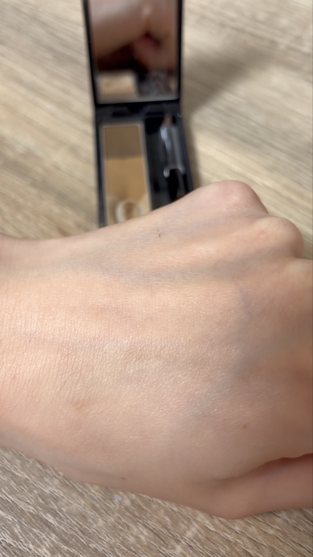 ケイト デザイニングアイブロウ3D/KATE/パウダーアイブロウを使ったクチコミ（3枚目）