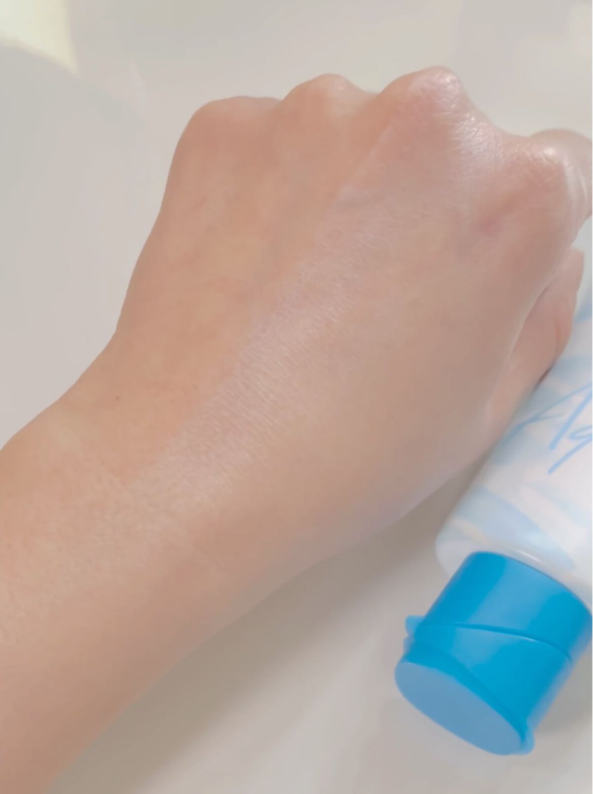 ビオレUV アクアリッチ ライトアップエッセンス/ビオレ/日焼け止めクリームを使ったクチコミ（3枚目）