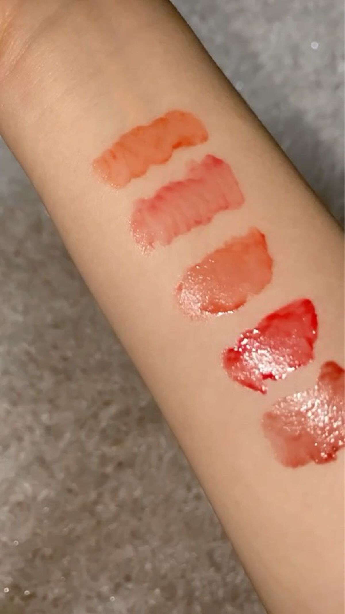 グロウ フィクシングティント/ETUDE/リップティントを使ったクチコミ（2枚目）