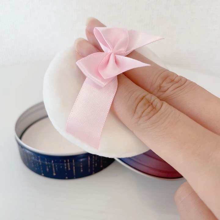 すっぴんパウダーC スリーピームーンの香り/クラブ/プレストパウダーを使ったクチコミ（2枚目）