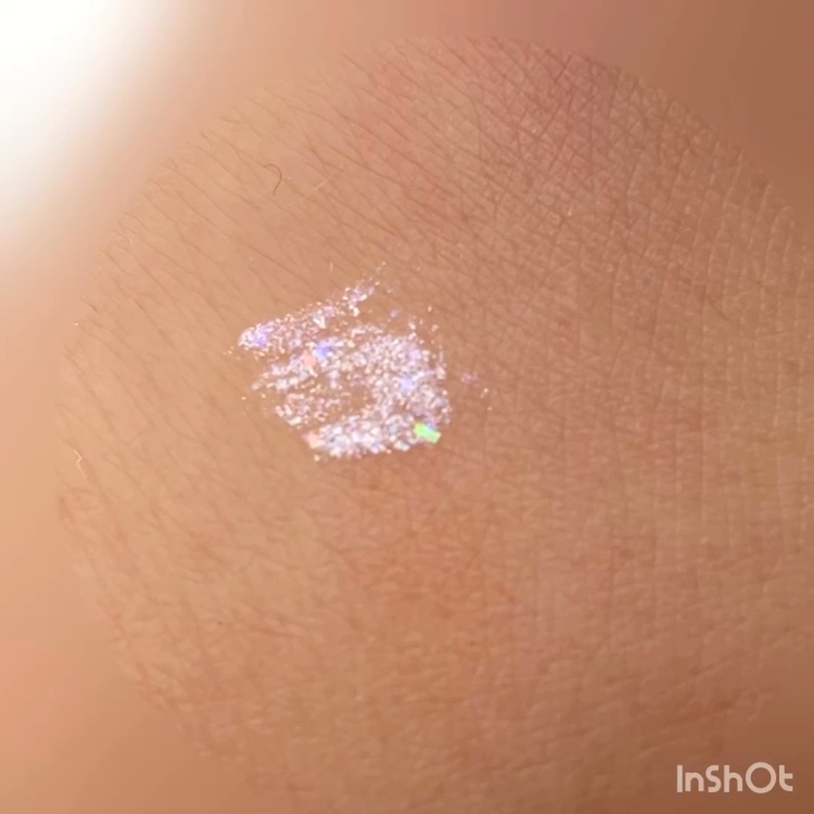 グリッター アイカラー/DAISY DOLL by MARY QUANT/リキッドアイシャドウの動画クチコミ2つ目