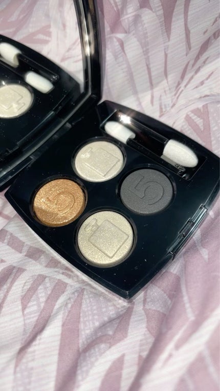 レ キャトル オンブル/CHANEL/アイシャドウパレットを使ったクチコミ(1枚目)