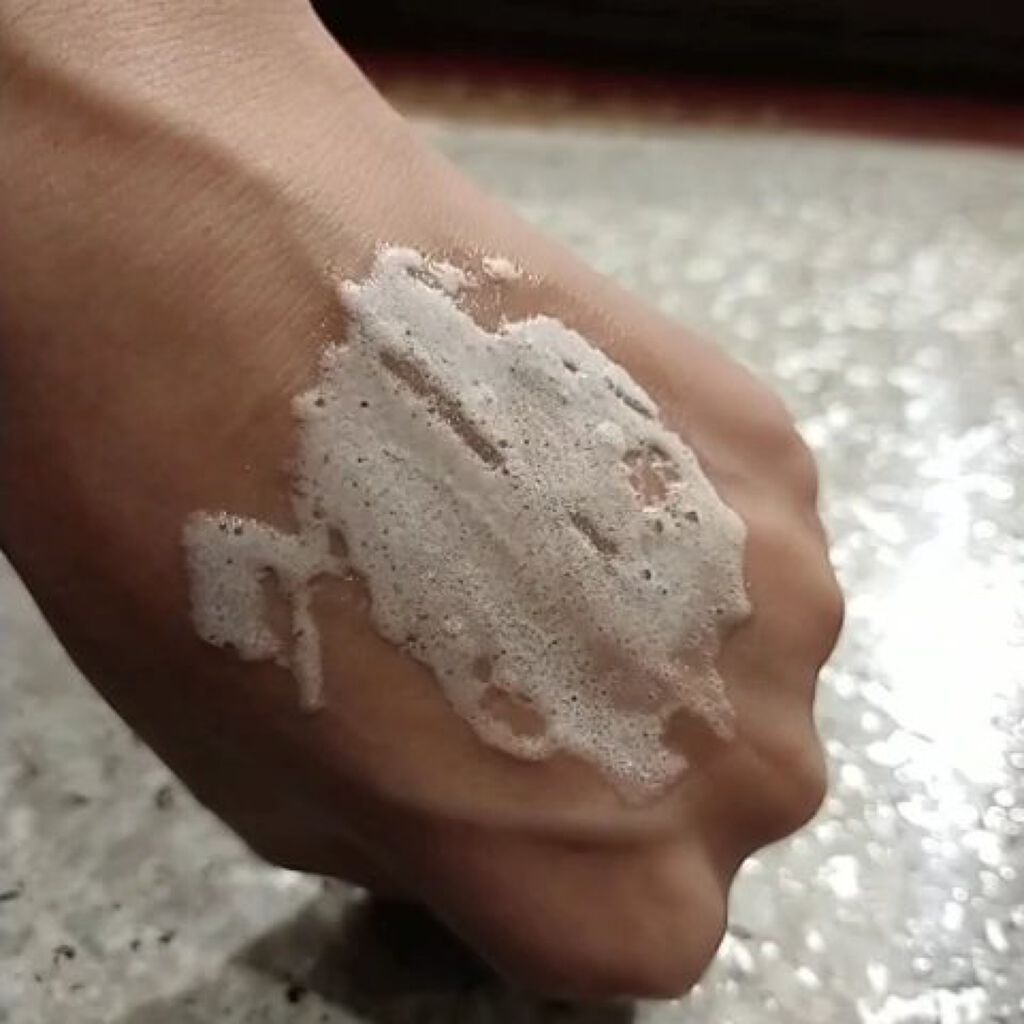 C2V リバイタライジング バブルエッセンス/C2V/美容液を使ったクチコミ（2枚目）