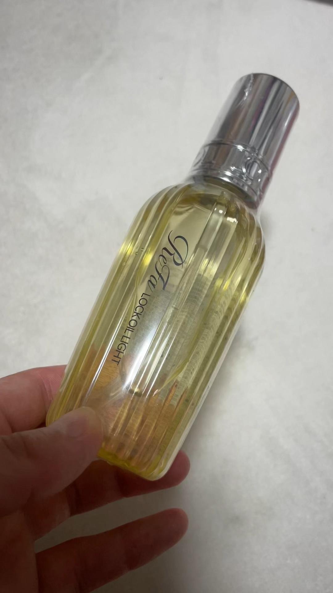 リファ ロックオイルライト/ReFa/ヘアオイルの動画クチコミ1つ目