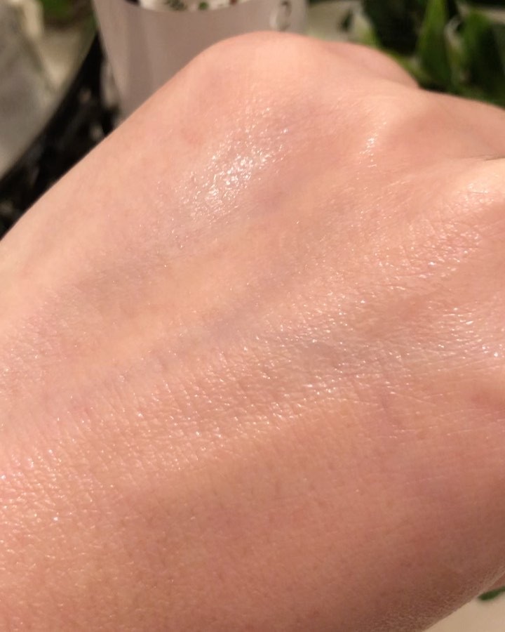 グラスーン　グルタブライト　ＶＣ　コンデンスドロップ/GLASSOON/美容液の動画クチコミ3つ目