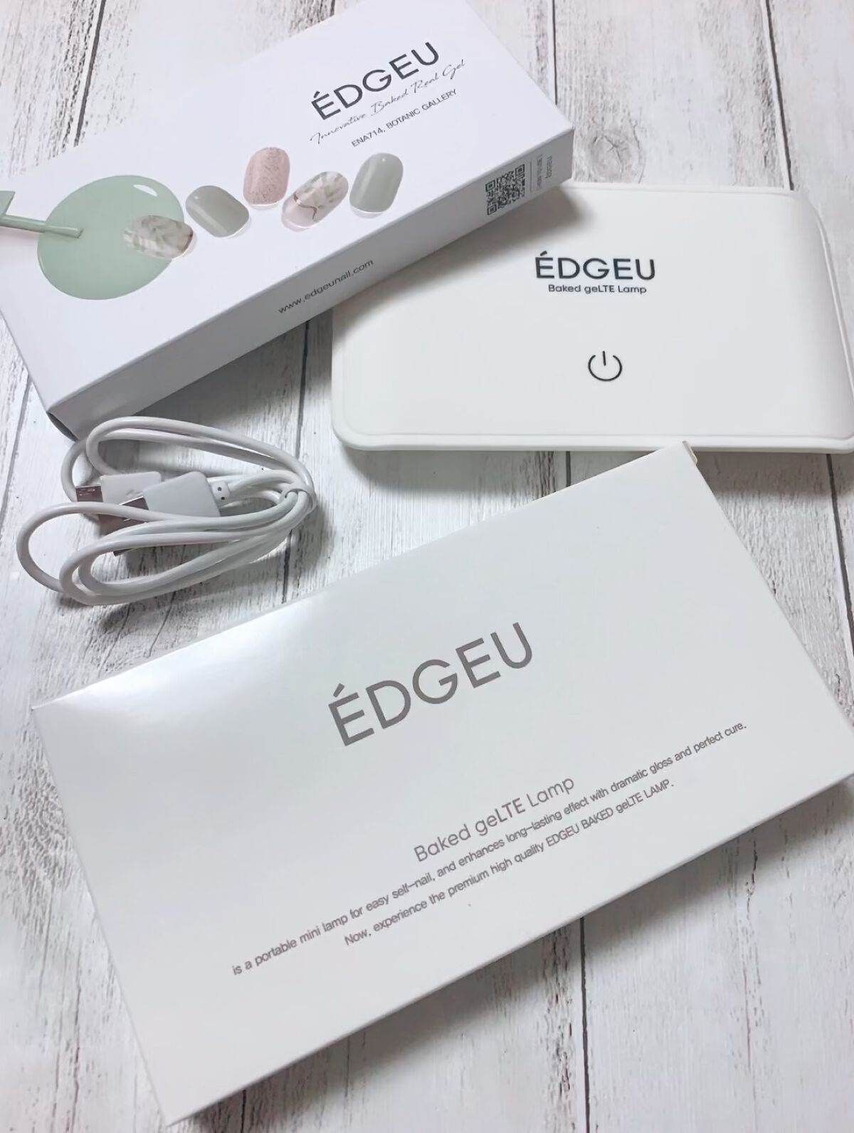 ÉDGEU Baked geLTE Lamp 　LED ジェルランプ/EDGEU/ネイル用品の動画クチコミ3つ目