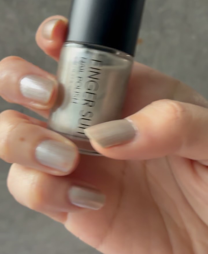 FINGER SUIT ネイルポリッシュ/FINGER SUIT/マニキュアを使ったクチコミ（3枚目）