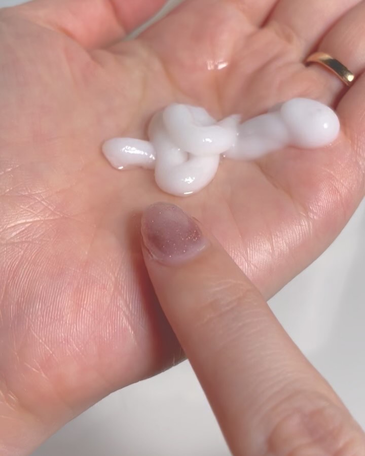 ソフニングミルク/Sorule/ヘアミルクの動画クチコミ3つ目