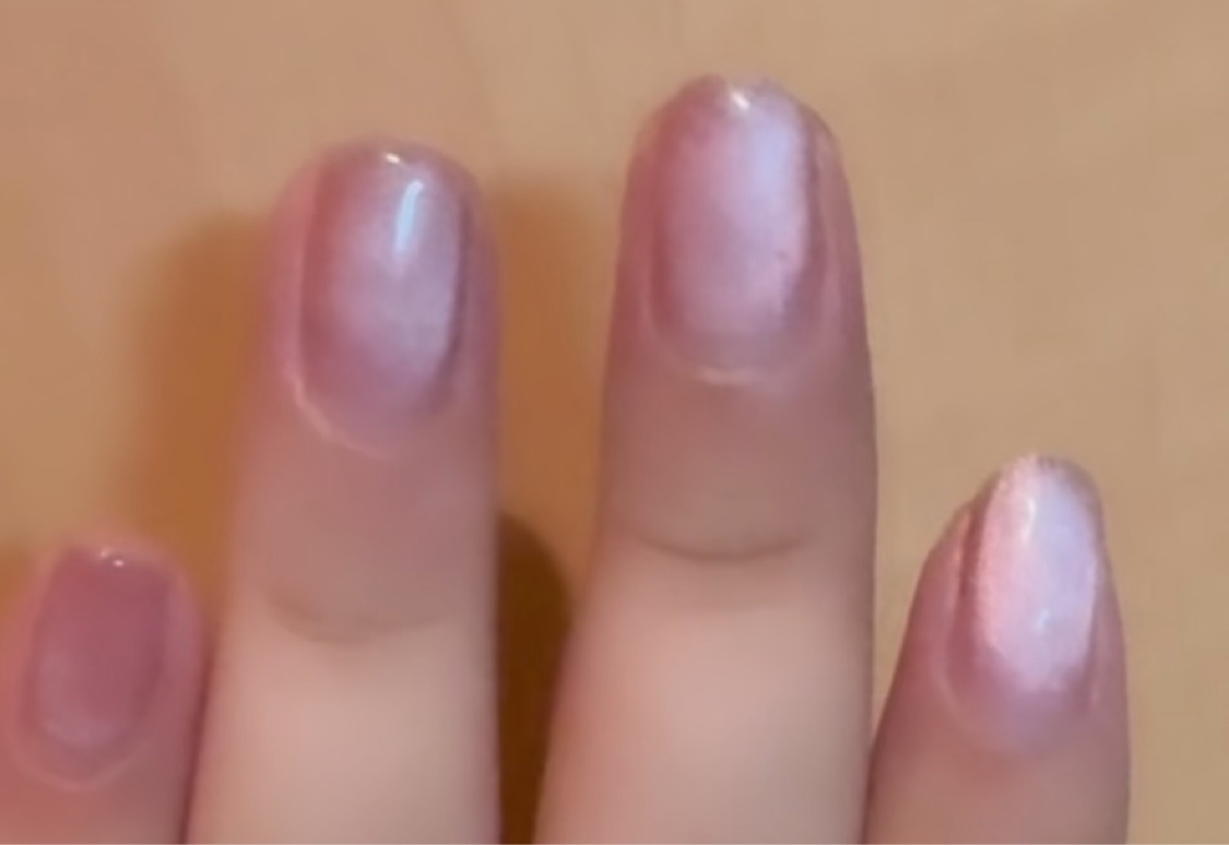 パル ベースコート/キャンドゥ/ジェルネイルの動画クチコミ1つ目