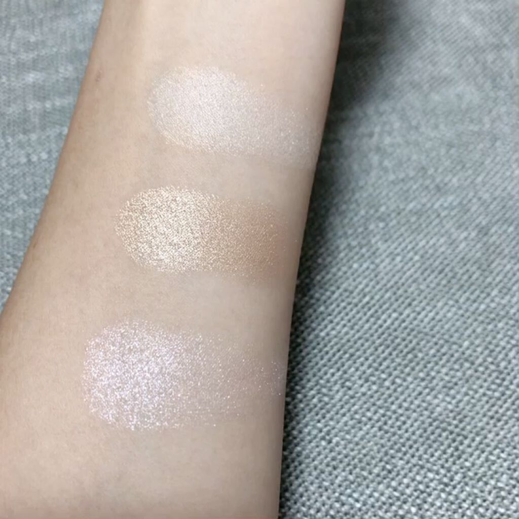 フェイスイルミネーター/ローラ メルシエ/パウダーハイライトを使ったクチコミ（2枚目）