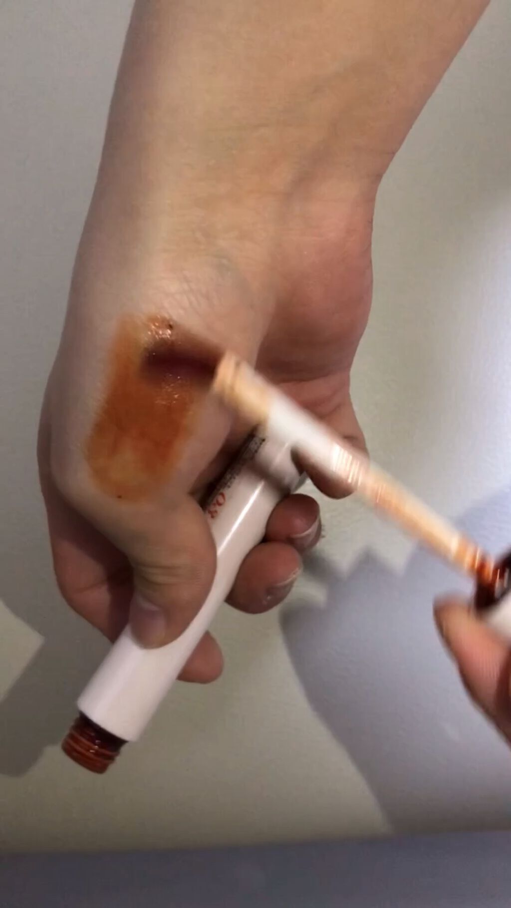 ジューシーリップティント/キャンメイク/口紅の動画クチコミ5つ目