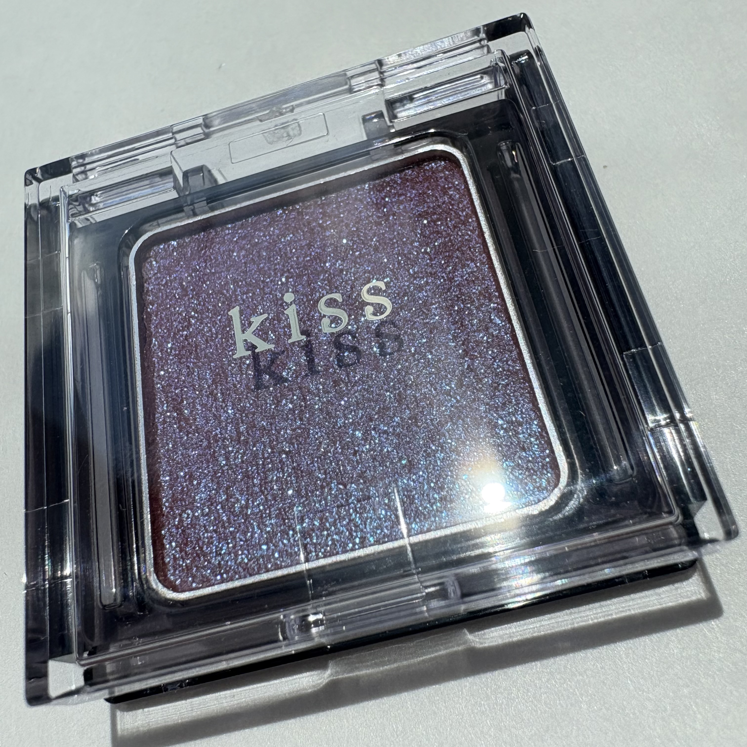  シアー グリッターアイズ/KiSS/単色アイシャドウの人気ショート動画