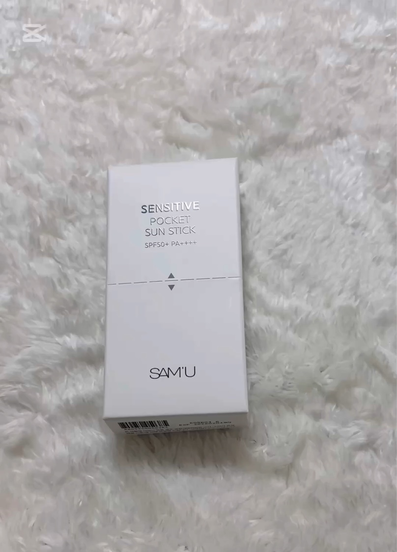 #PR
@sam_u_jp 様よりご提供🩵

 #センシティブポケットサンスティック

箱が2つに割れて2個でてきた😳？？！

スティックタイプで手も汚れず塗りやすい＆サイズも小さく持ち運び便利

２個入りだから大好きなお友達と一緒に持