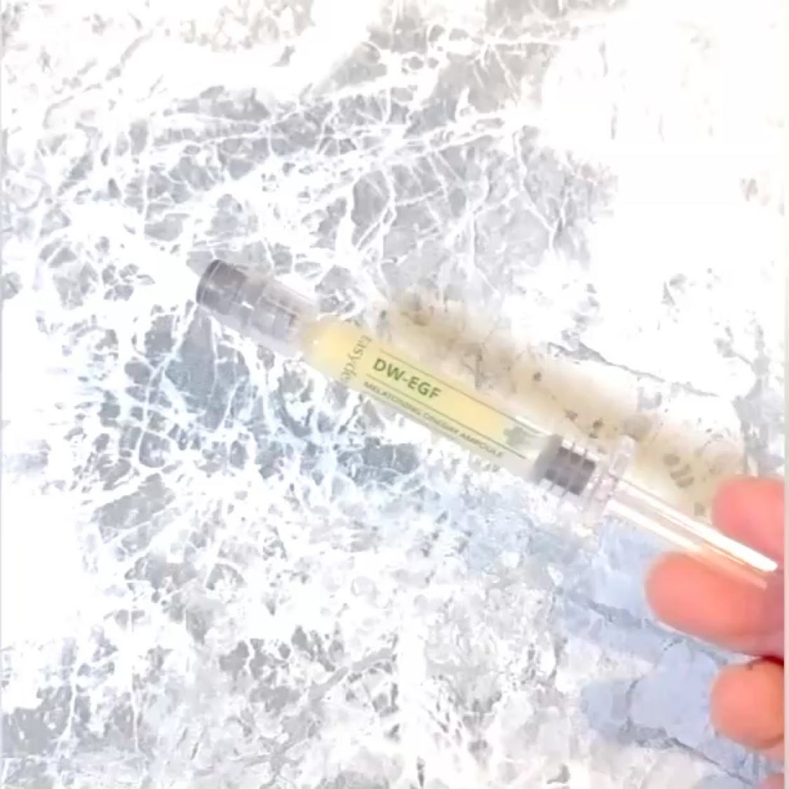 メラトーニングアンプル/Easydew/美容液の動画クチコミ4つ目