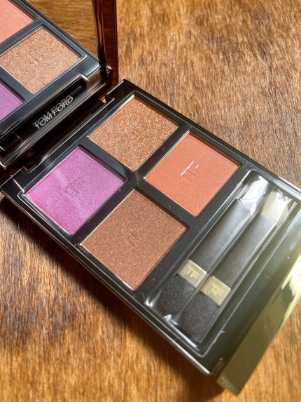 アイ カラー クォード/TOM FORD BEAUTY/アイシャドウパレットの人気ショート動画