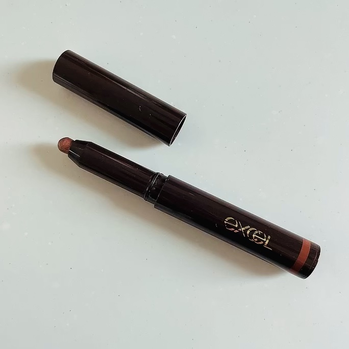 グリームオンフィットシャドウ/excel/スティックアイシャドウの人気ショート動画