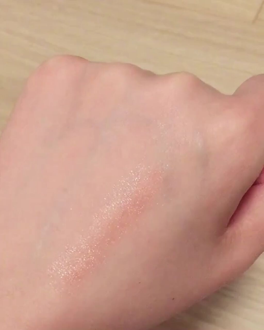 シャイニーリップグロス/Kailijumei/リップグロスの動画クチコミ1つ目