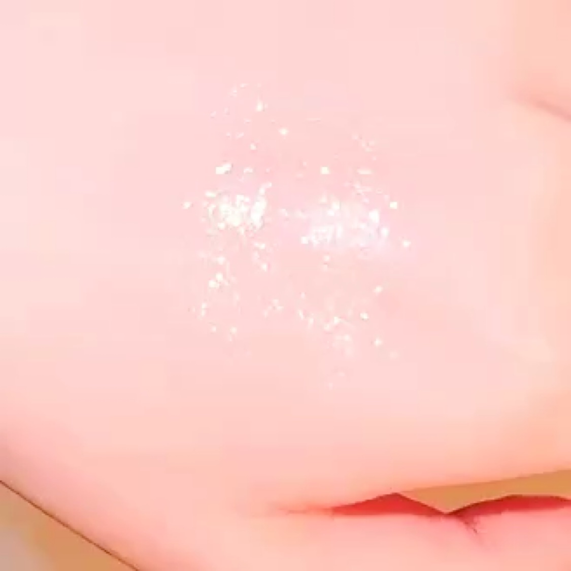 ルナソル モノアイカラーレーション/LUNASOL/単色アイシャドウの動画クチコミ2つ目