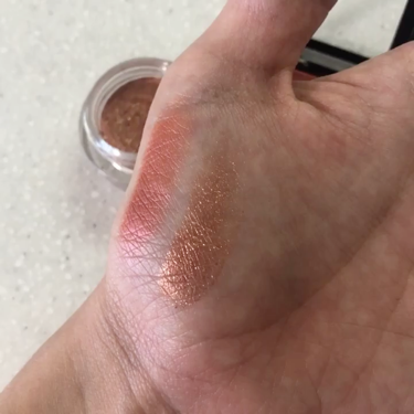 シングルアイシャドウ/マリブビューティー/単色アイシャドウの動画クチコミ3つ目