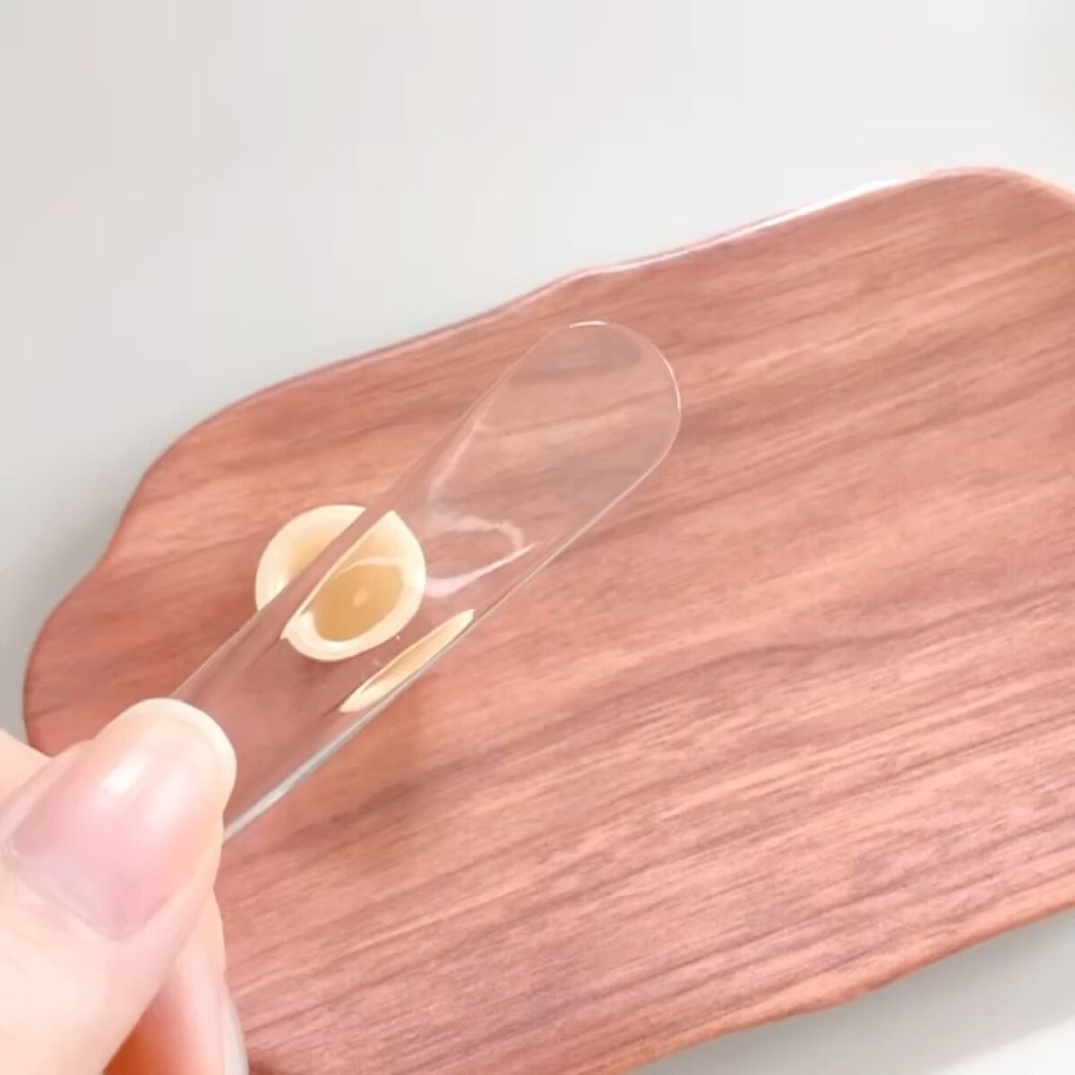 ハニーポンプ リップエッセンス/MAJOLICA MAJORCA/リップ美容液の動画クチコミ5つ目