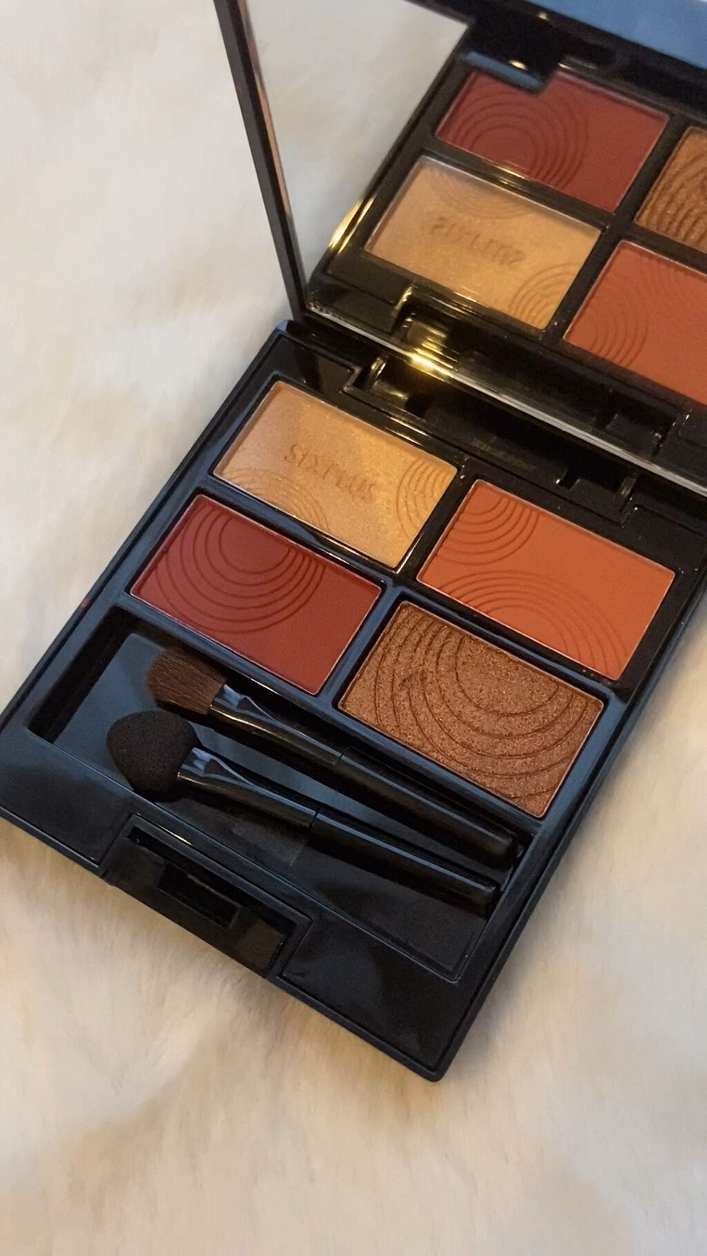 SIXPLUS 4色アイシャドウ/SIXPLUS/アイシャドウパレットの動画クチコミ1つ目