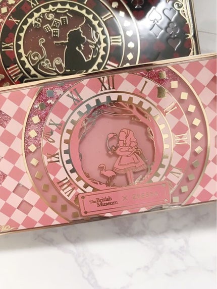 アリスドリームランドシリーズ 12色アイシャドウパレット(ZEESEA×大英博物館)/ZEESEA/アイシャドウパレットを使ったクチコミ(3枚目)