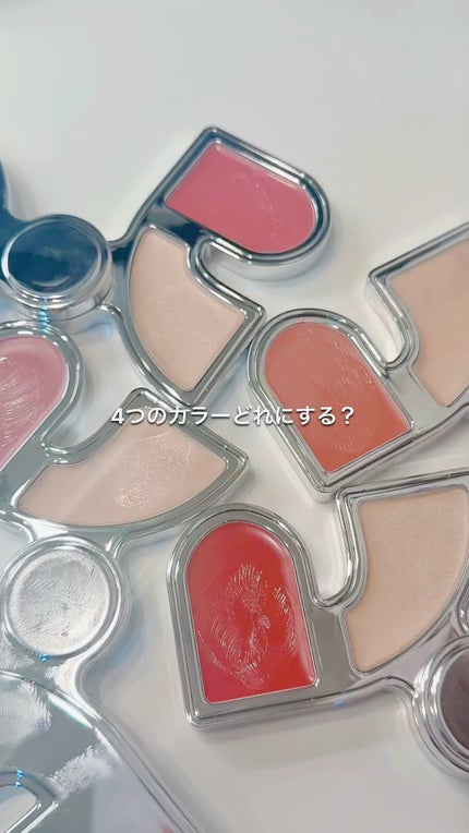 マルチブラッシュアンドハイライターデュオ/Rest & Recreation BEAUTY/ジェル・クリームチークの人気ショート動画