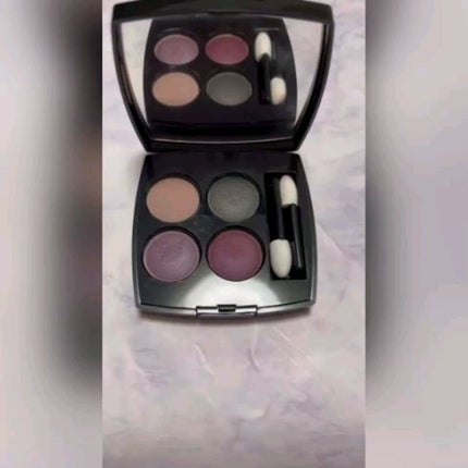 レ キャトル オンブル/CHANEL/アイシャドウパレットの人気ショート動画