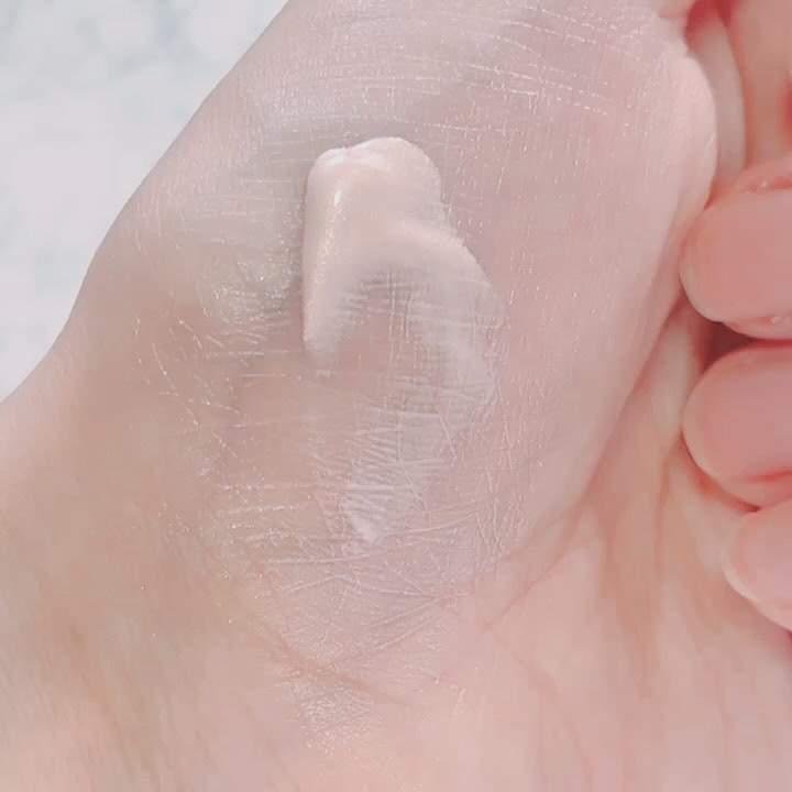 マルチグロウハイライター/Kirei&co./クリームハイライトの動画クチコミ4つ目