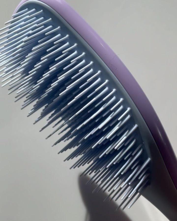 コンパクトスタイラー/TANGLE TEEZER/ヘアブラシを使ったクチコミ（3枚目）