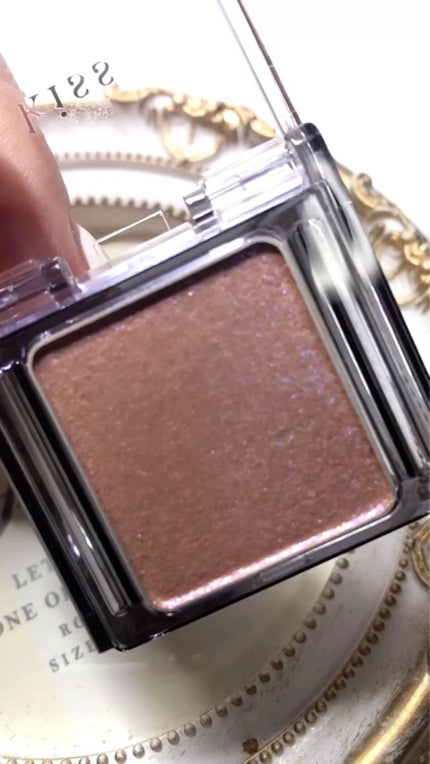 シアー グリッターアイズ/KiSS/単色アイシャドウを使ったクチコミ(3枚目)