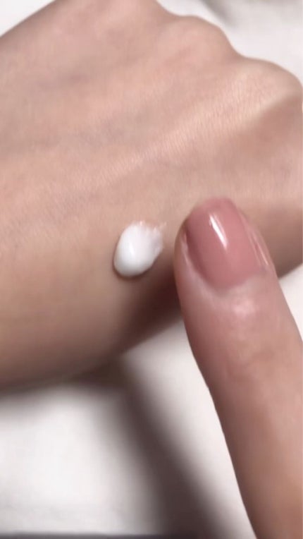 薬用ホワイトニング ハンドクリーム(もぎたてピーチ)/コエンリッチQ10/ハンドクリームを使ったクチコミ(2枚目)