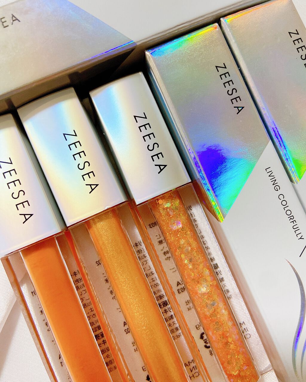 ダイヤモンドシリーズ 星空リキッドアイシャドウ/ZEESEA/リキッドアイシャドウの人気ショート動画