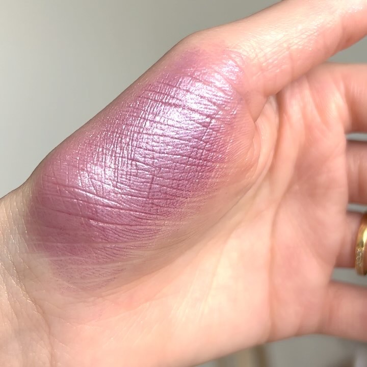 リクイド ラスター アイズ /SUQQU/リキッドアイシャドウを使ったクチコミ（3枚目）