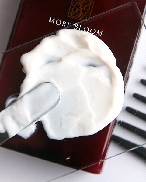 エステヘッドバス/MORE BLOOM/サロンシャンプーの動画クチコミ1つ目