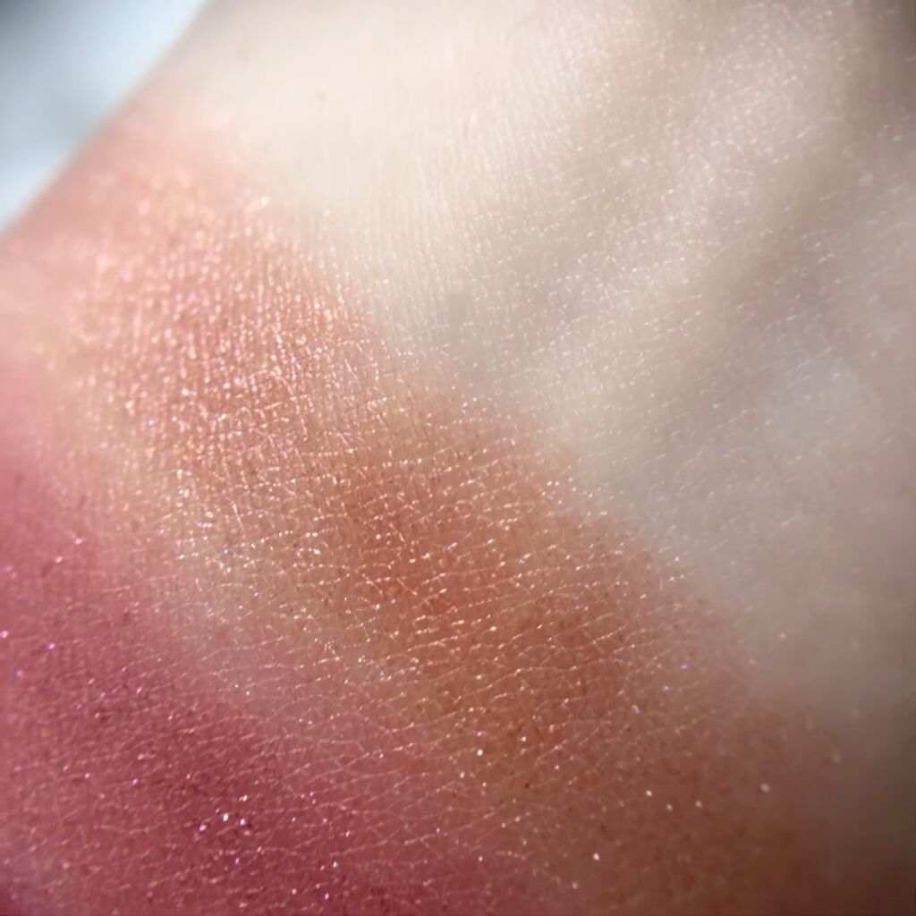 Wine&Only/ColourPop/アイシャドウパレットの動画クチコミ1つ目