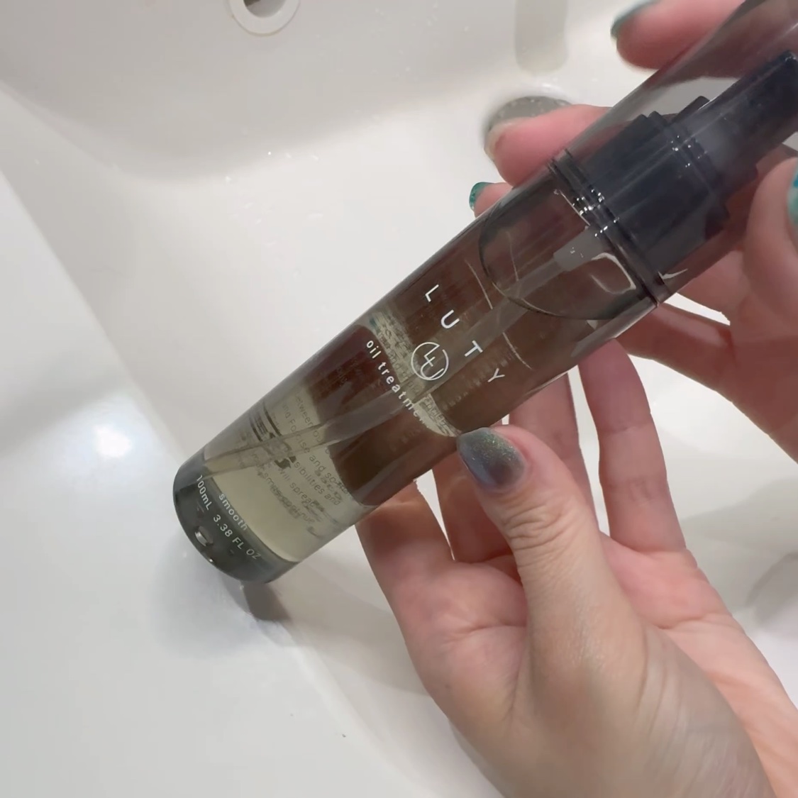 ルーティー ヘアオイル スムース/LUTY/ヘアオイルの動画クチコミ1つ目