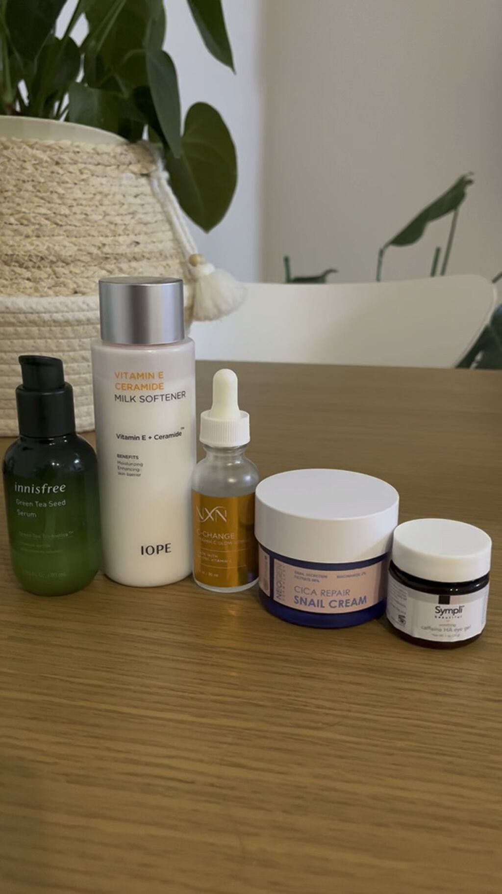 soothing caffeine HA eye gel/Sympli Beautiful/アイケア・アイクリームを使ったクチコミ（1枚目）