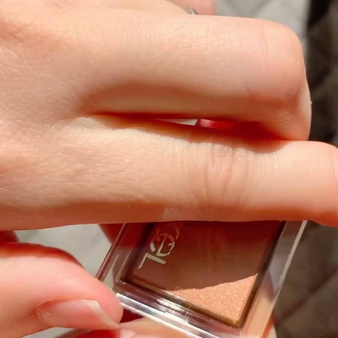 アイプランナー/excel/単色アイシャドウを使ったクチコミ（3枚目）