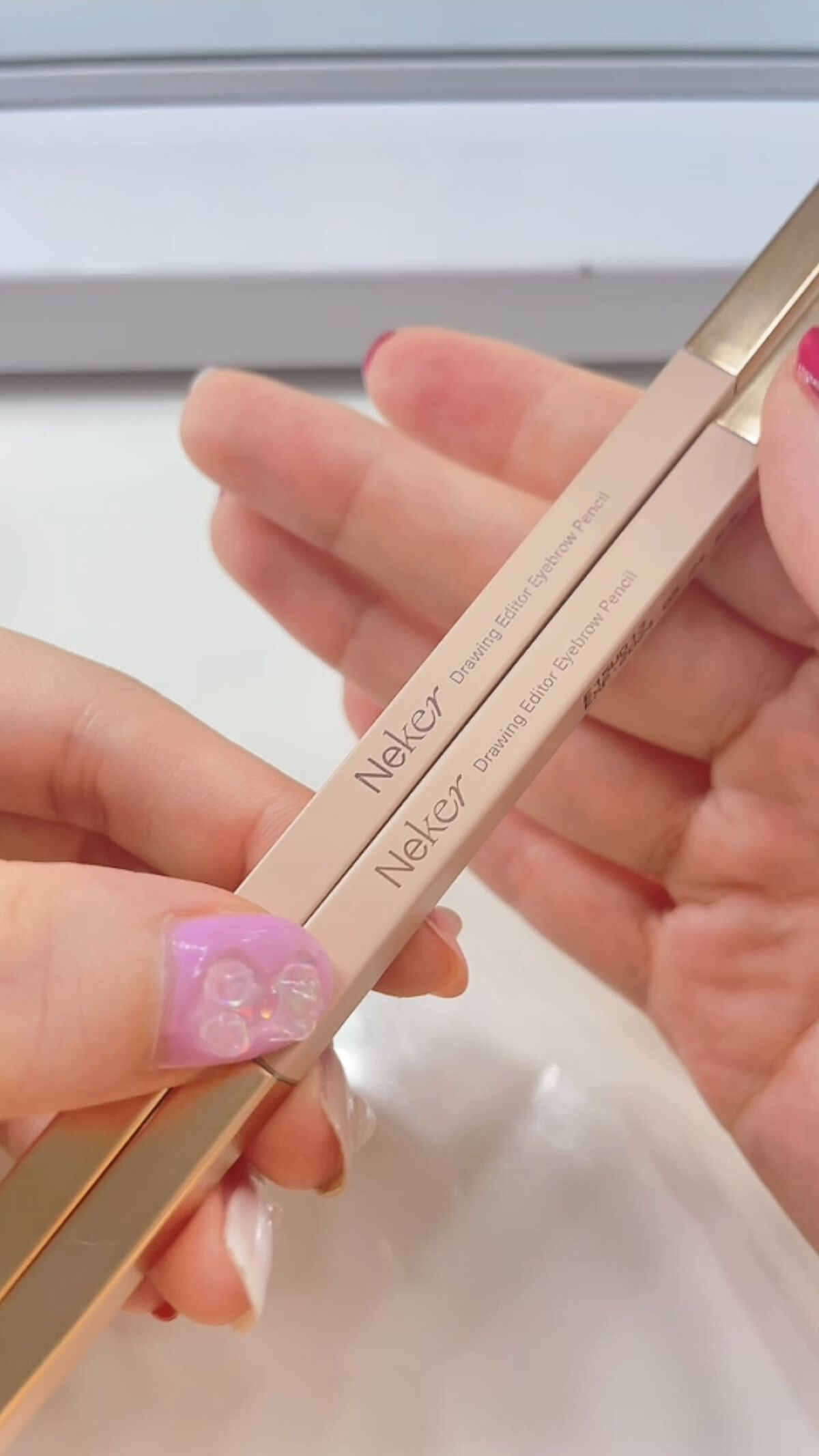 ドローイングエディターアイブロウペンシル/Neker /アイブロウペンシルの動画クチコミ2つ目