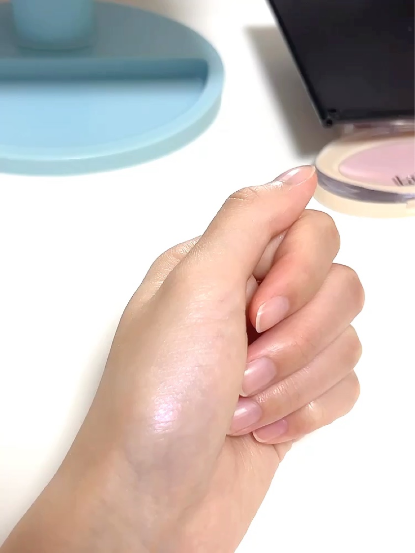 ドリームビームハイライター/Laka/パウダーハイライトを使ったクチコミ（3枚目）