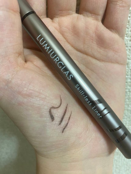 スキルレスライナー/LUMIURGLAS/リキッドアイライナーの人気ショート動画