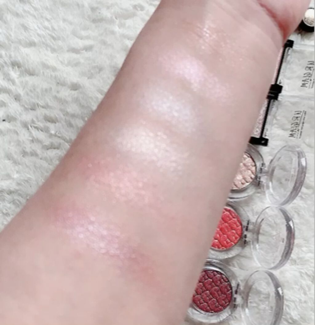 ルックアット マイアイジュエル/ETUDE/単色アイシャドウを使ったクチコミ（3枚目）